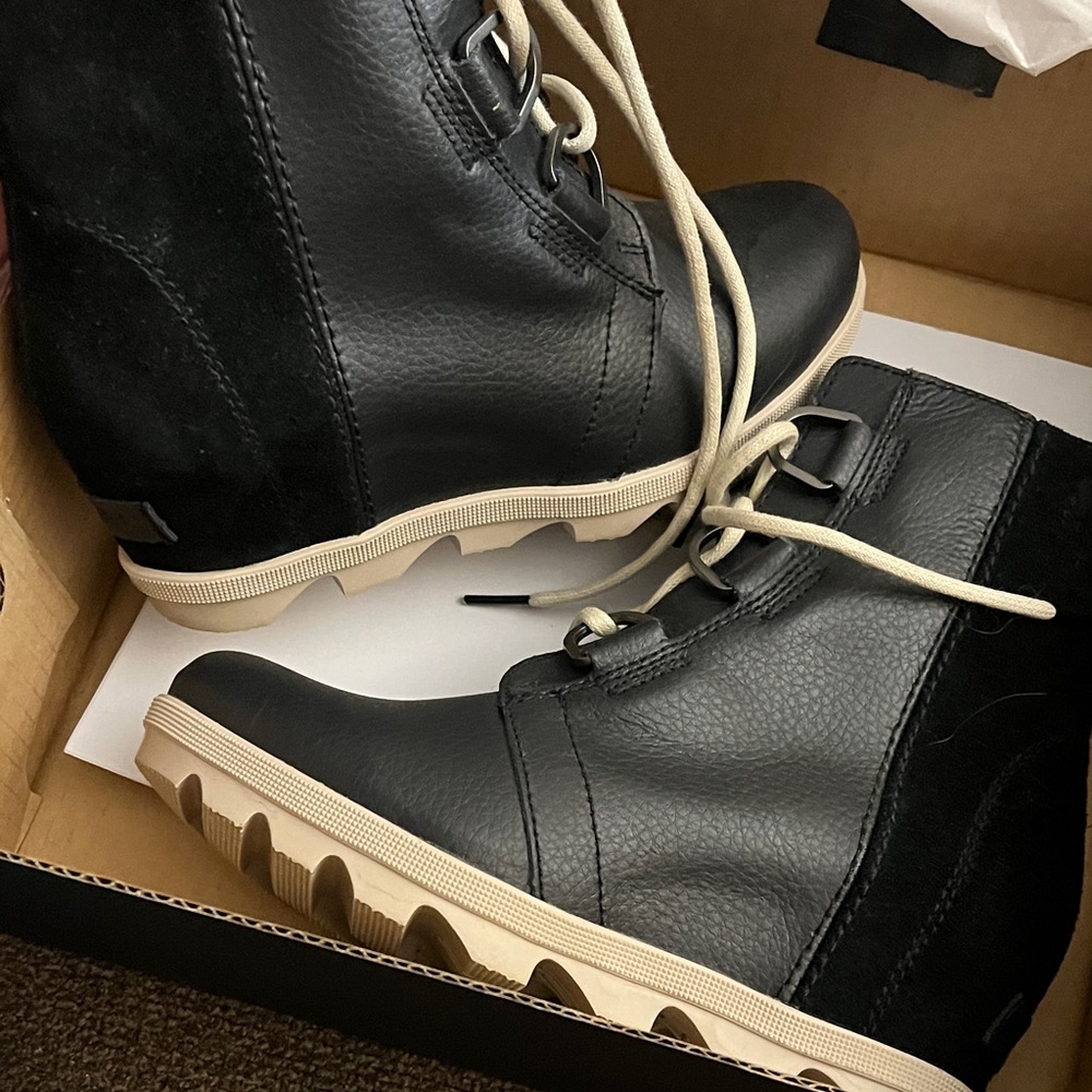 Sorel Black Leather Boots